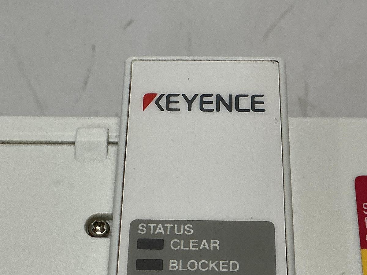 Used KEYENCE PJ-V90
