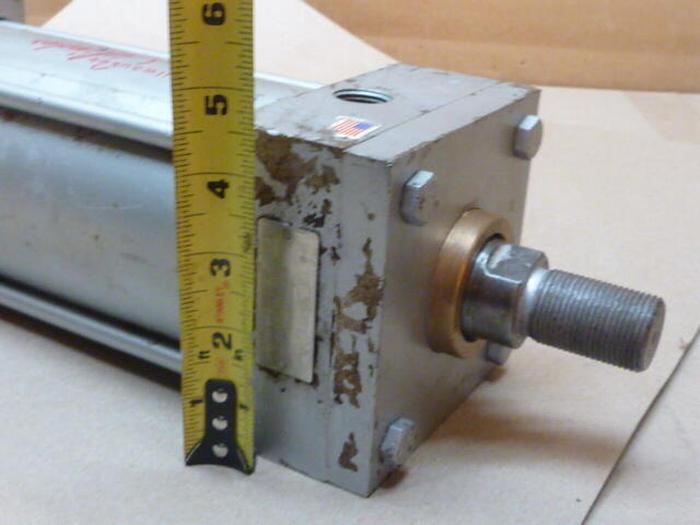 Used MILWAUKEE Cylinder 141-62-21-7 #32342