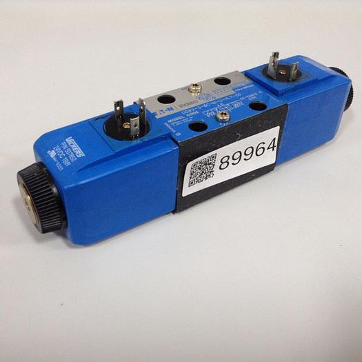 Used VICKERS Directional Valve DG4V-3-6C-M-U-HL7-60 Used