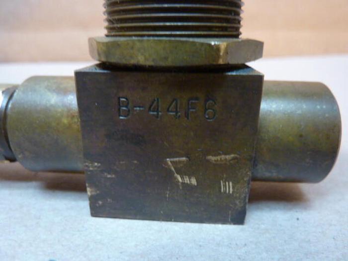 Used WHITEY 2-Way Swagelok Brass Valve B-44F6 #37504