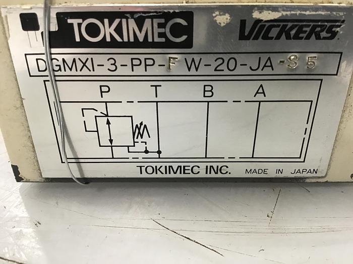 Used VICKERS DGMX13PPFW20JAS5 Valve Used #141882