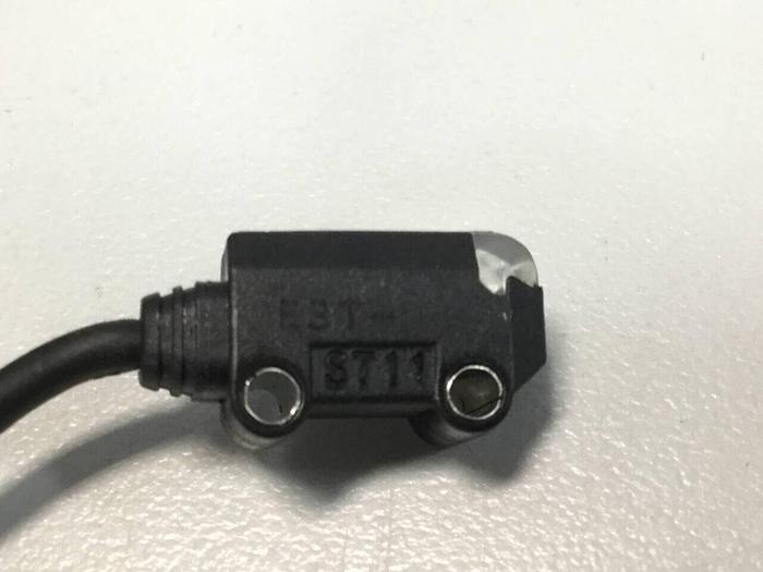 Used OMRON Photoelectric Sensor E3T-ST11 #99357