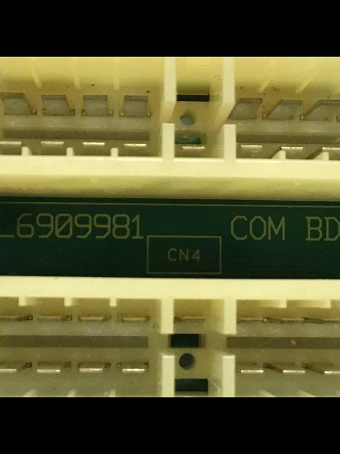 Used TOSHIBA Communication Circuit Board L6909981 Used