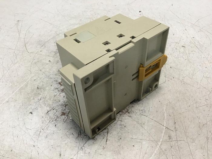 Used OMRON CPU Unit ZEN-10C3DR-D-V2 Used