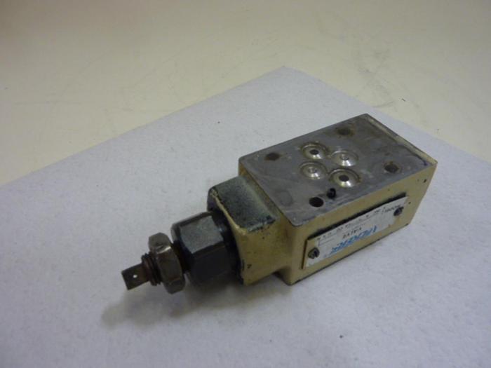 Used VICKERS Relief Valve CVGC 3 W 125 10 #60973
