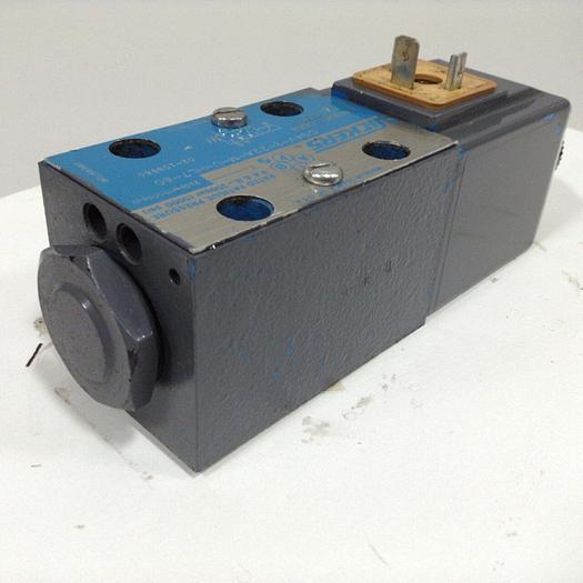 Used VICKERS Directional Hydraulic Valve DG4V322AMUHL760 Used