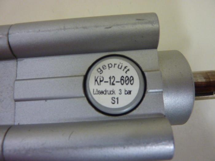 Used FESTO Pneumatic Cylinder DNC-32-40-PPV-A-KP #63925