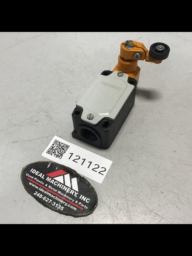 Used SIEMENS Limit Switch 3SE3 120-1J-ZX USED