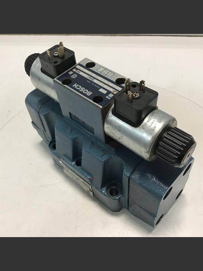 Used BOSCH Valve 081WV16P1V3018PTWS024/00D51 Used