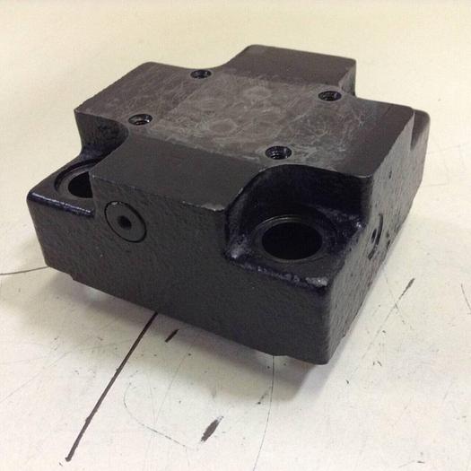 Used VICKERS Valve CVCS25D3S210S32AP110Z108 #88245