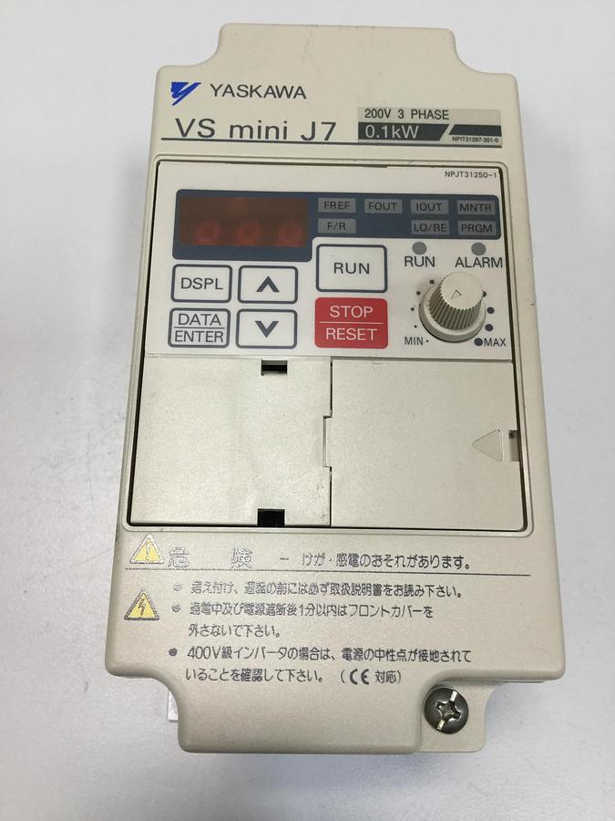Used YASKAWA VS Mini J7 Inverter CIMR-J7AA20P1 USED