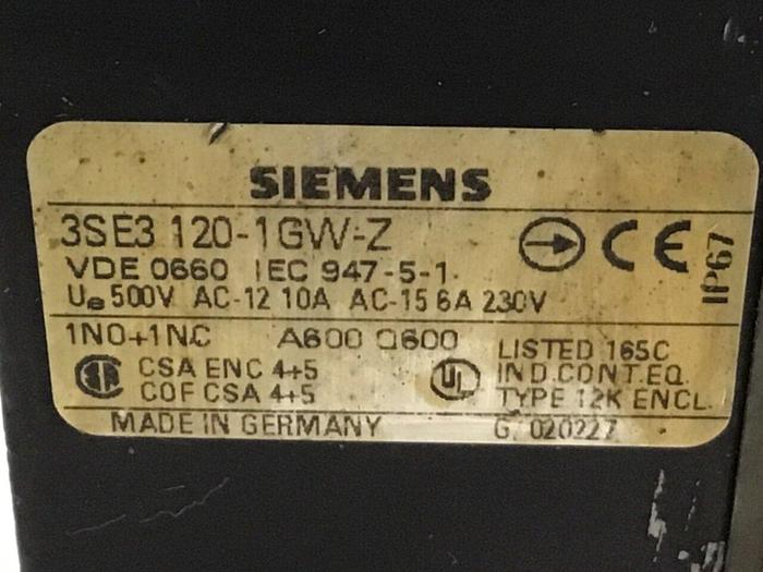 Used SIEMENS Limit Switch3 3SE3 120-1GW-Z #121183