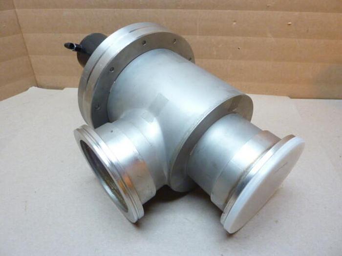 Used MDC MANUFACTURING Angle Valve AV-403-P Used