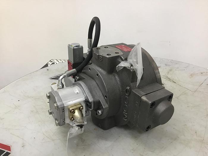 Used MOOG MULTIPLE Pump D954-0139/E Used #139250