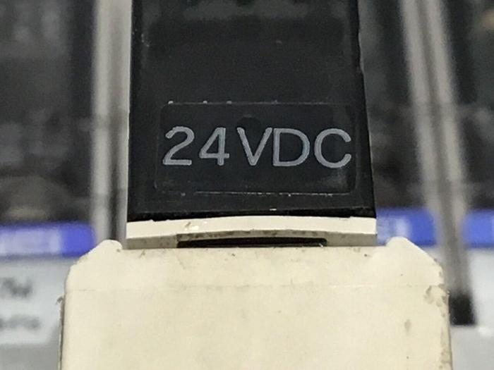 Used KOGANEI Manifold w/ Valves PBM6P-9W #120981