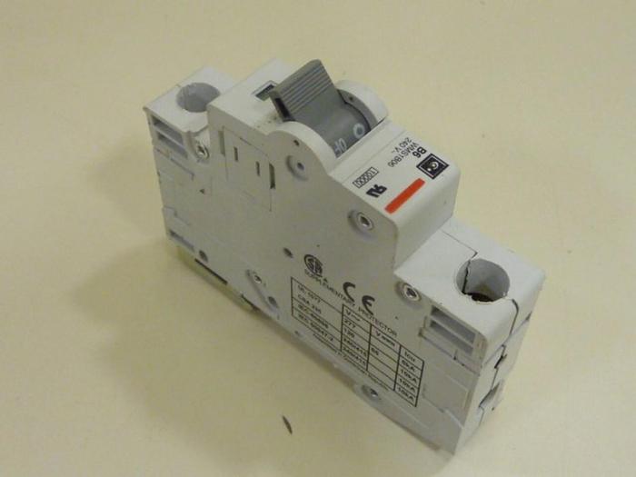 Used CUTLER HAMMER 6 Amp Circuit Breaker WMS1B06 #64560