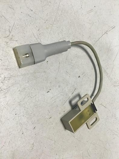 Used FUJI ELECTRIC Proximity Switch PE-B4D3 #128376