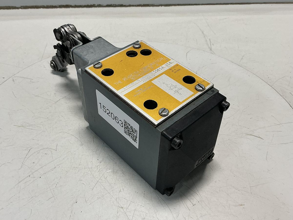 Used REXROTH 5-4WMRC 10 D30/SO122 S043A 958