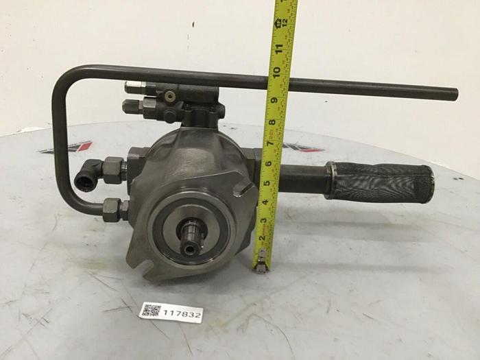 Used BRUENINGHAUS HYDRAULIK Pump A10VSO28DR/30R-PPA12N00-S0109 Used