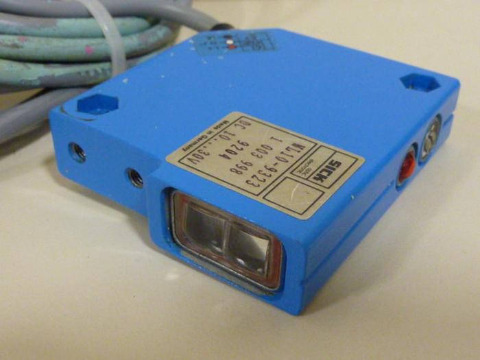 Used SICK OPTIC ELECTRONIC Photoelectric Sensor WL10-9323 USED