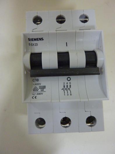 Used SIEMENS 10 Amp Circuit Breaker 5SX23C10 #46951