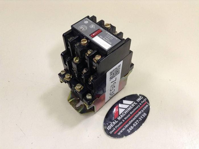 Used ALLEN BRADLEY AC Relay 700-N800A1 SER C #79536