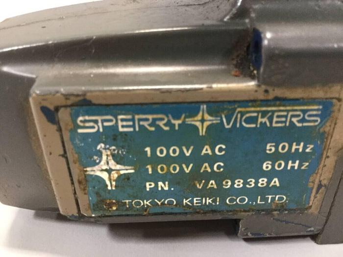 Used VICKERS Valve DG5V76CTPLT10JAS443 #98165