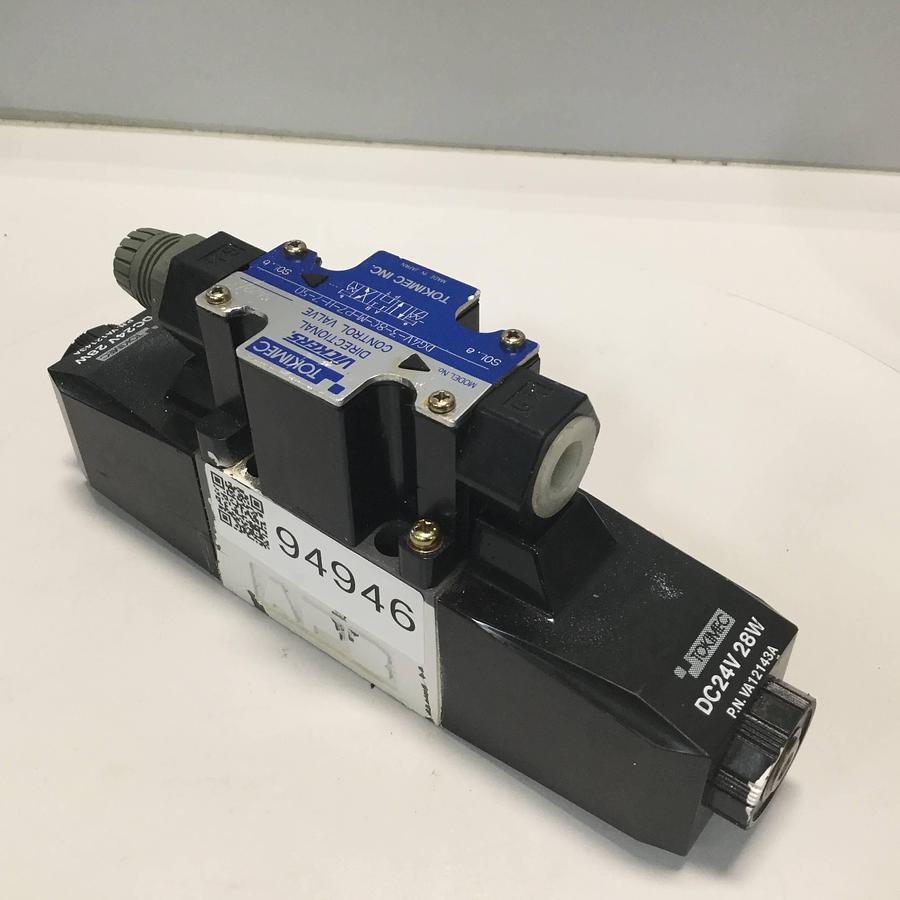 Used VICKERS Directional Control Valve DG4V36CMP7H750 USED