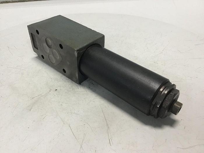 Used REXROTH Valve ZDR6DP240150YM12 #140461