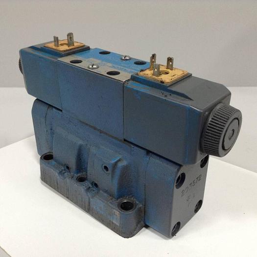 Used VICKERS Valve DG4V-3-6C-M-U-HL7-60-B13 Used