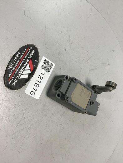 Used OMRON Limit Switch WLCA2-2 #121876