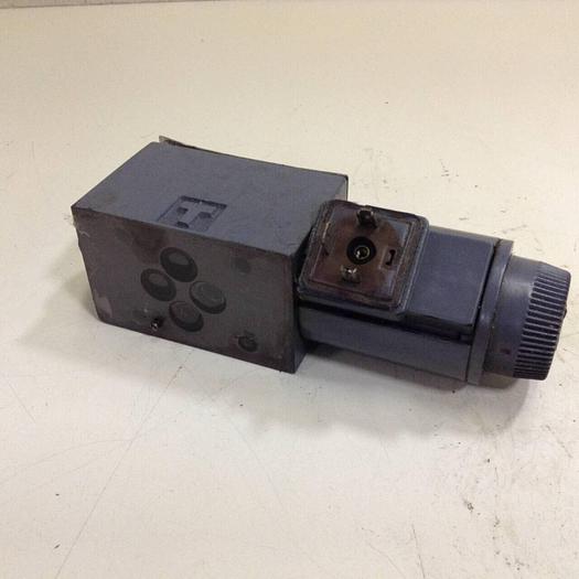 Used VICKERS Directional Valve DG4V3S7AMUHL760EN490 #82294