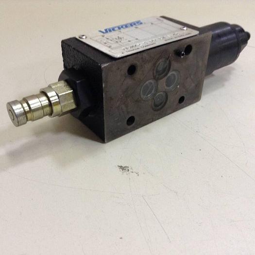 Used VICKERS Pressure Reducing Valve DGMX2-3-PP-CW-S-40 #87598
