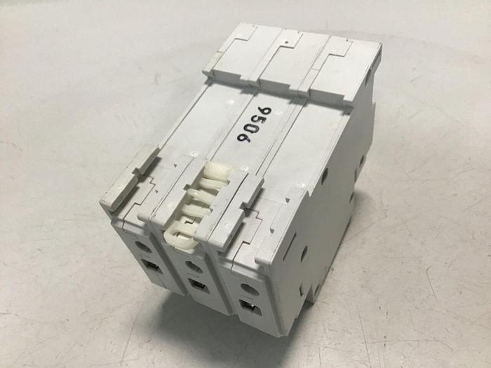 Used ALLEN BRADLEY 4 Amp Circuit Breaker 1492-CB3/G040 SER B #114335