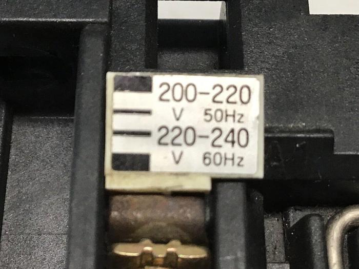Used FUJI ELECTRIC Contactor SC-2N 4NC1Q0 Used