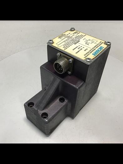 Used VICKERS Proportional Control Valve EHST-3-FVF-30 USED