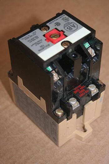 Used ALLEN BRADLEY AC Relay 700-P200A1 SER B #21034