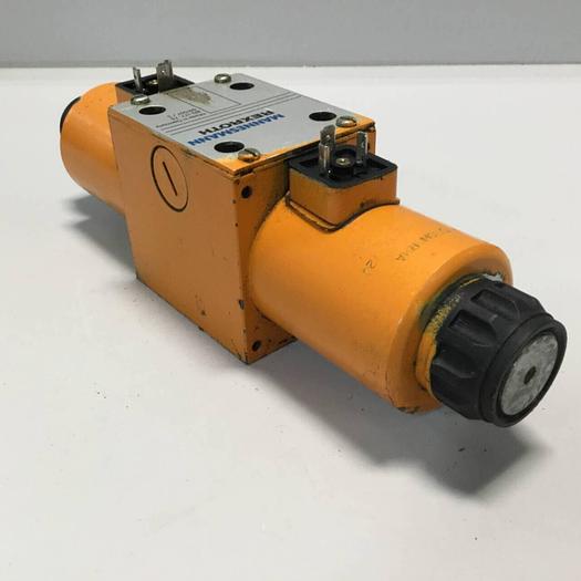 Used MANNESMANN REXROTH Valve 4WE10J31CG24N9Z4 #92398