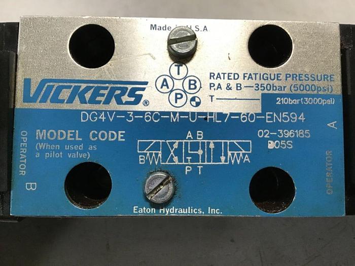 Used VICKERS Valve DG4V-3-6C-M-U-HL7-60-EN594 Used