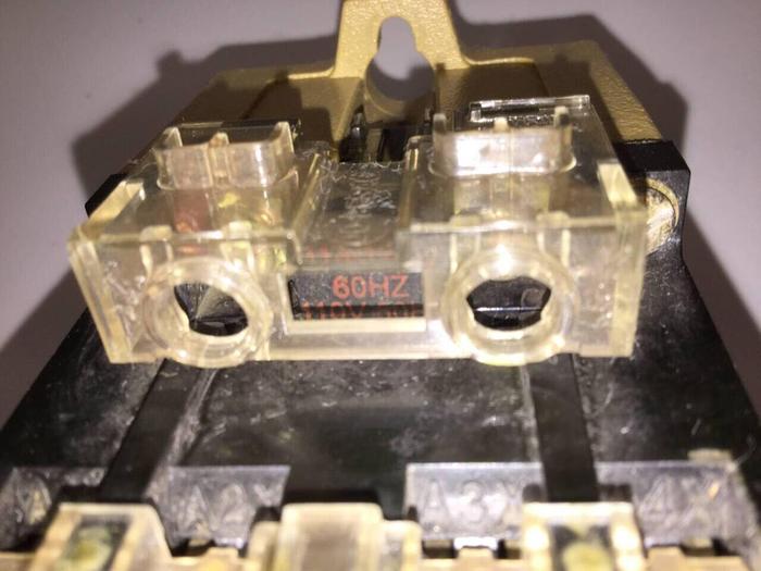 Used ALLEN BRADLEY AC Relay 700-P800A1 SER D #92987