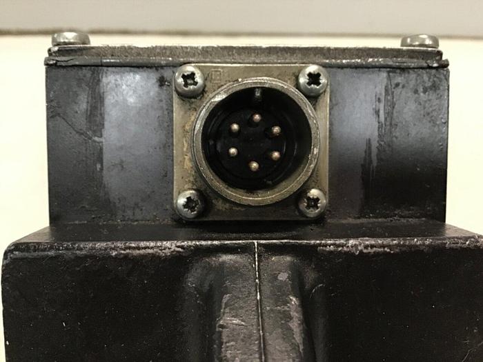 Used VICKERS SERVO Proportional Control Valve EHST-3-FVF-30 USED