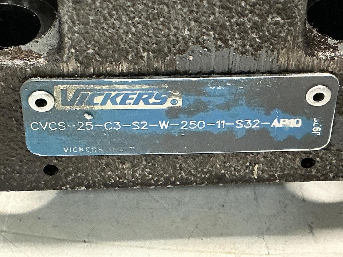 Used VICKERS DG4V-3S-2AL-M-U-HL7-60-EN490