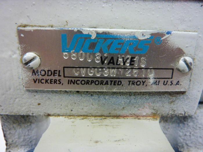 Used VICKERS Valves DG4V-3-2AL-M-U-HL7-60 #51627