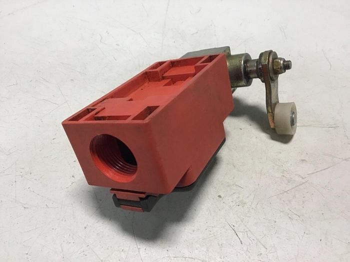 Used BERNSTEIN Limit Switch ENK-UV1Z AHS Used