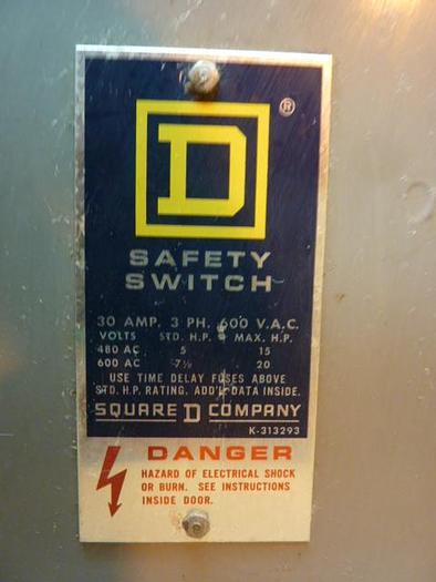 Used SQUARE D 30 Amp Safety Disconnect Switch H361 E1 Used