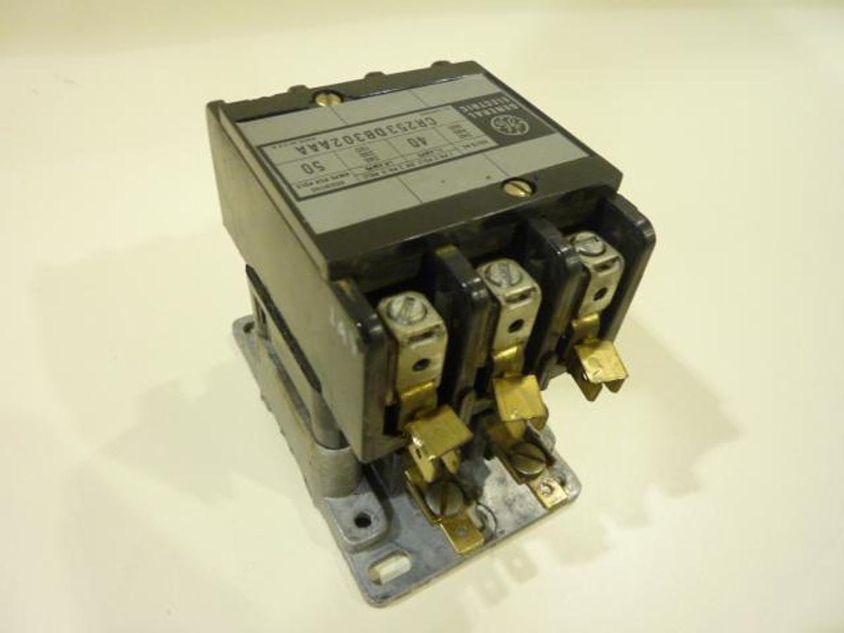Used GENERAL ELECTRIC / GE Contactor CR253DB302AAA Used