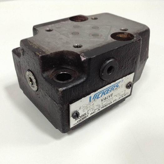 Used VICKERS Valve CVCS16D3B2910 #89922