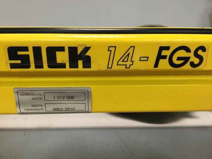 Used SICK Light Curtain Transmitter FGSS900-11 Used