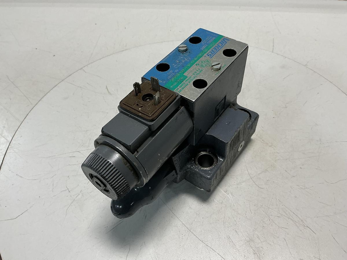 Used VICKERS DG4V-3S-2AL-M-U-HL7-60-EN490
