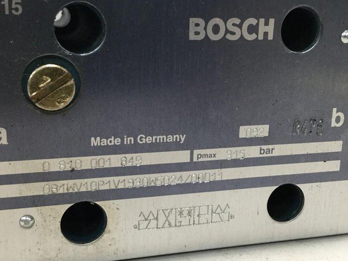 Used BOSCH Valve 0 810 001 849 #109476